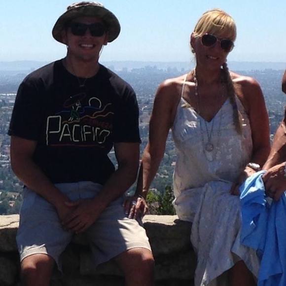 Meet your Posher, Tyler - Picture 1 of 1